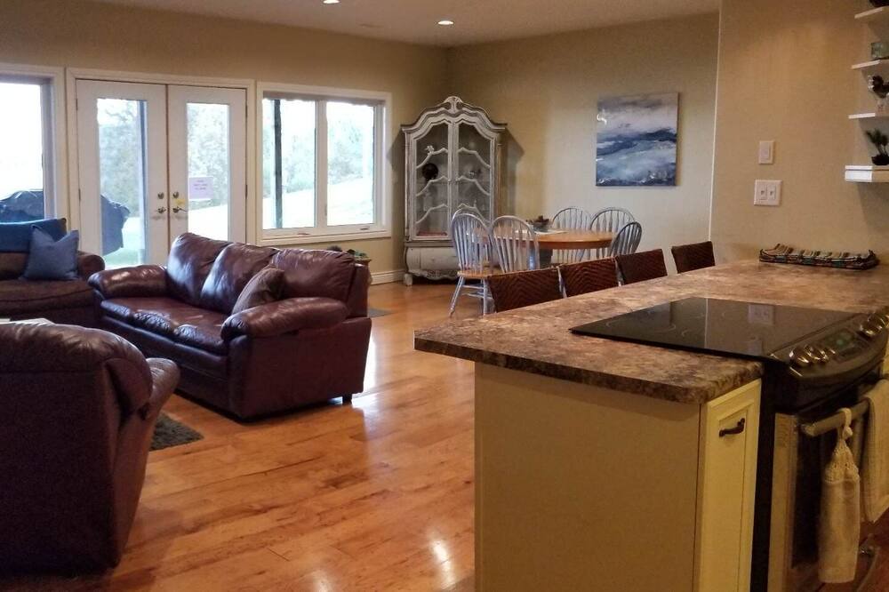 Photo of Others in Twin Bay