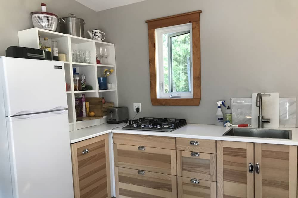 Photo of Kitchen in North Frontenac