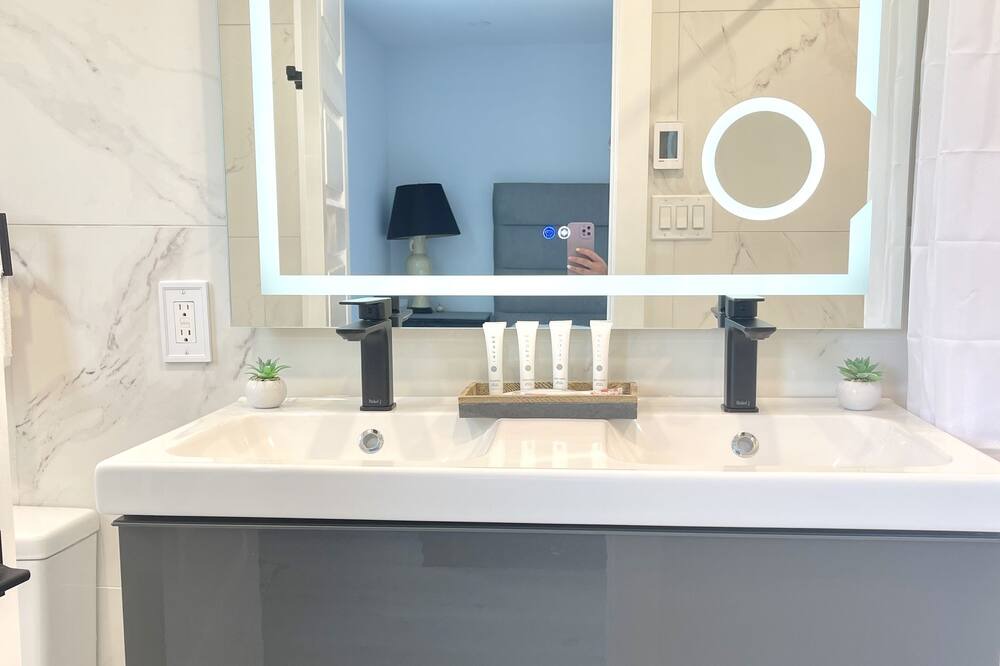 Photo of Bathroom in Orillia