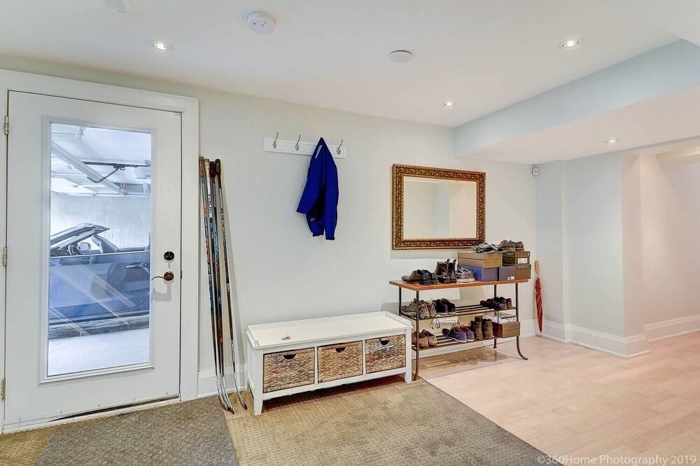 Photo of Livingroom in North York