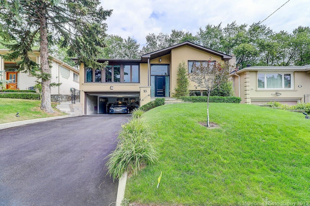 Photo of Outdoor in North York