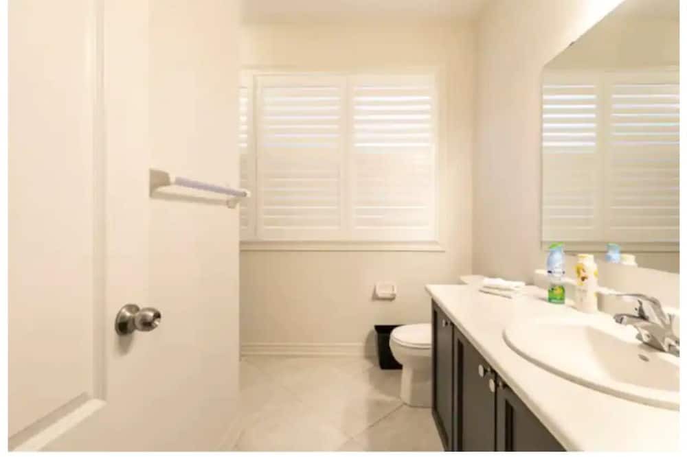 Photo of Bathroom in Durham Region