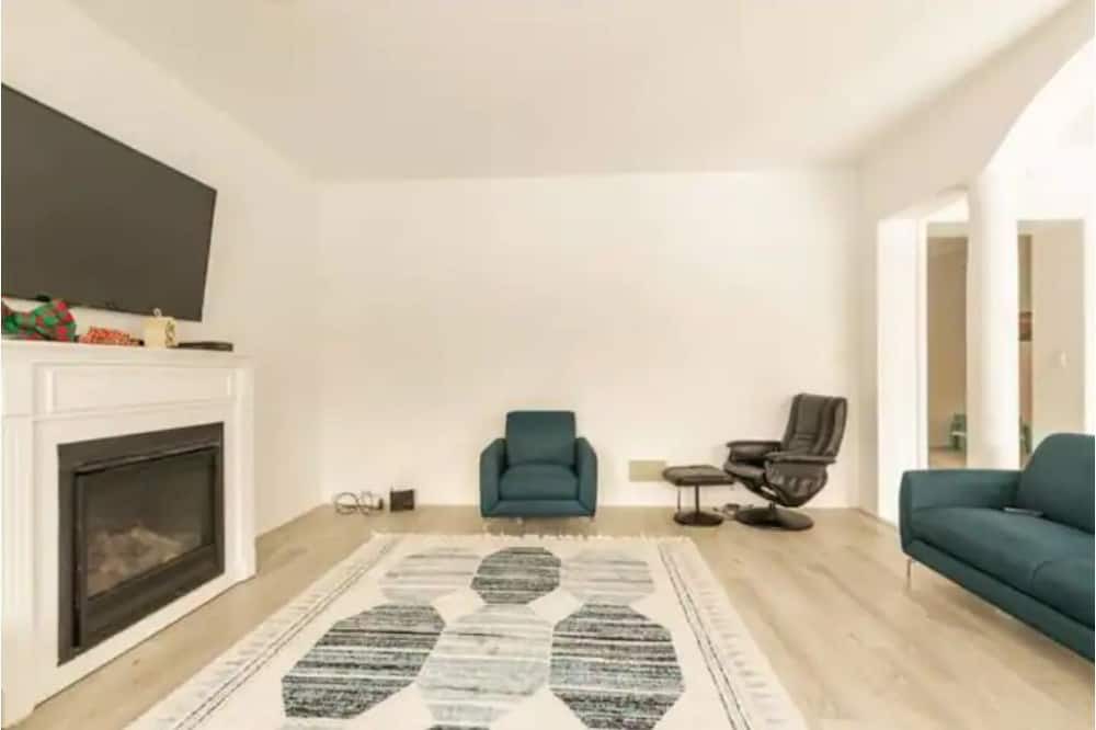 Photo of Bedroom in Durham Region