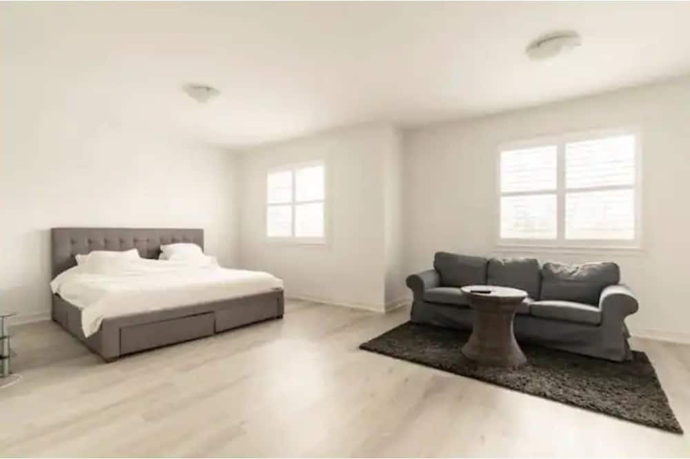 Photo of Bedroom in Durham Region