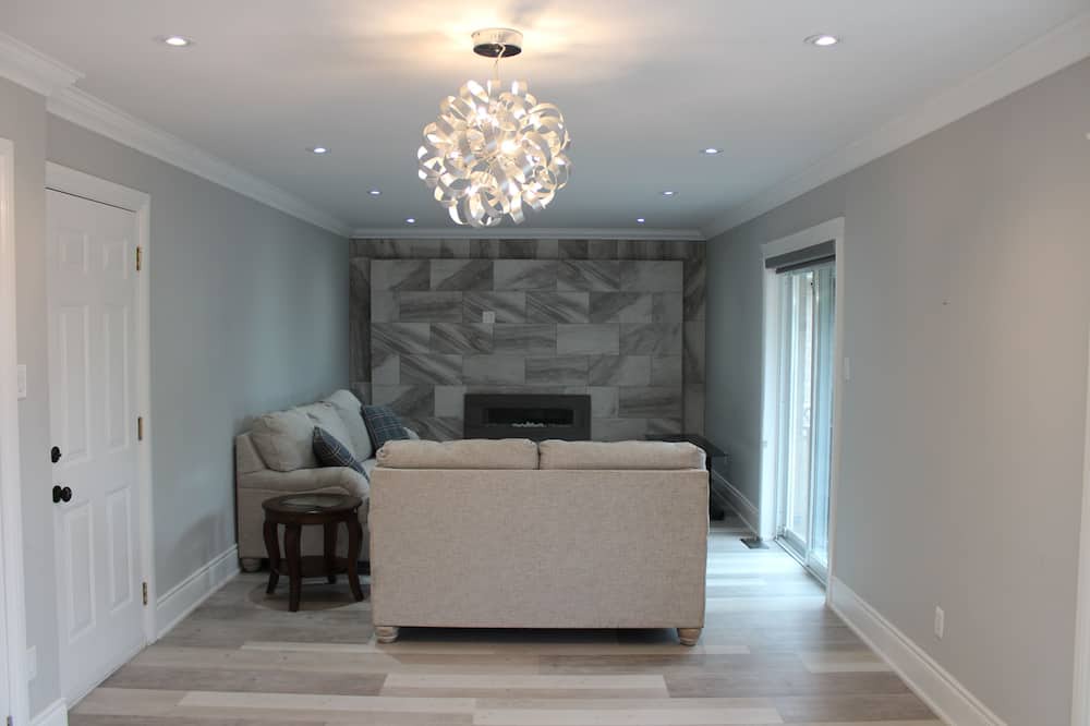 Photo of Livingroom in Bradford