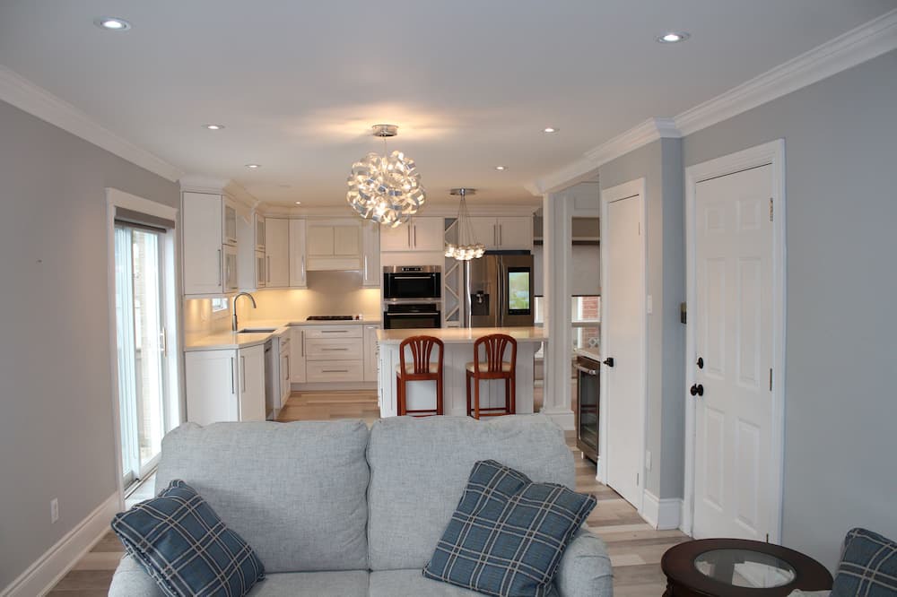 Photo of Livingroom in Bradford