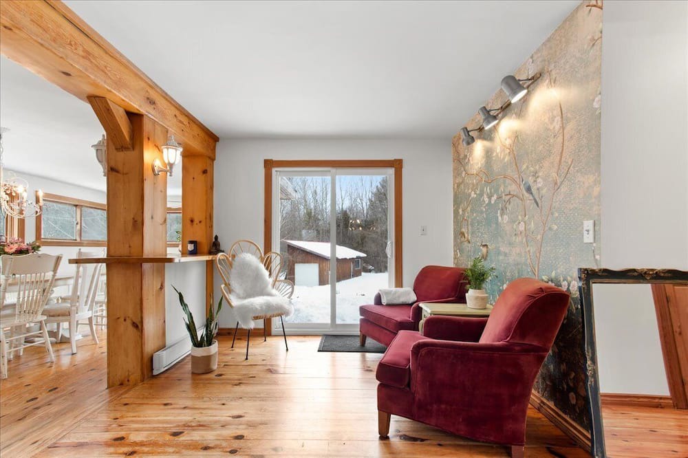 Photo of Livingroom in Tiny