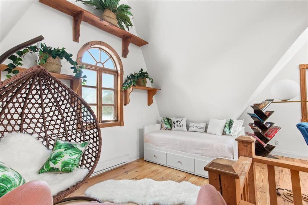 Photo of Livingroom in Tiny