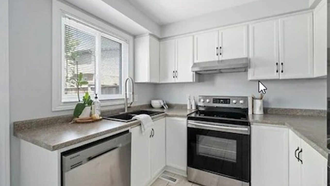 Photo of Kitchen in White Oaks