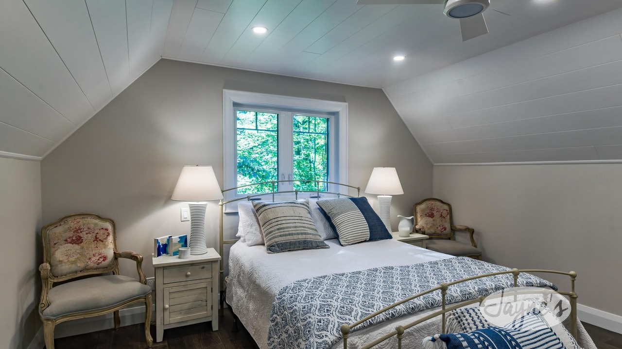 Photo of Bedroom in Port Sydney