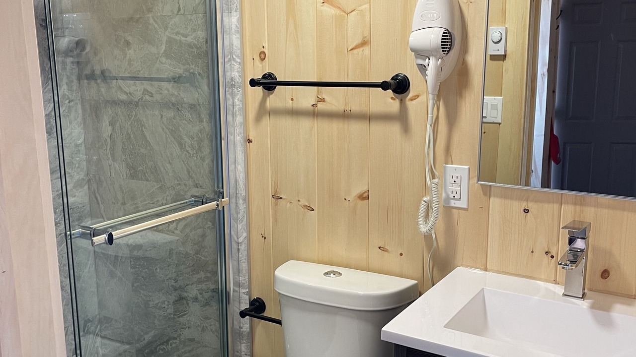 Photo of Bathroom in Alban