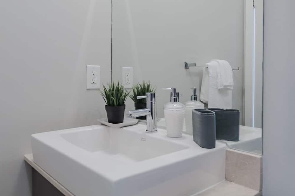 Photo of Bathroom in Financial District