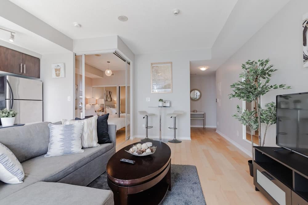 Photo of Livingroom in Financial District