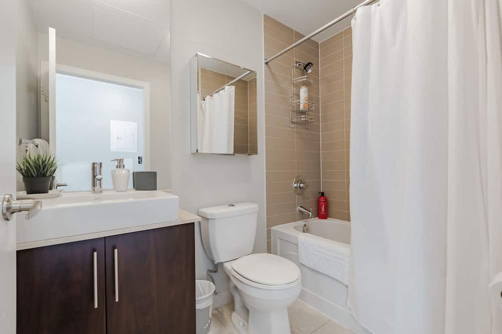 Photo of Bathroom in Financial District