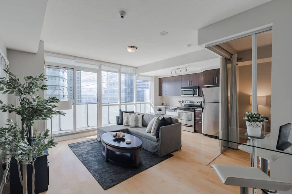 Photo of Livingroom in Financial District