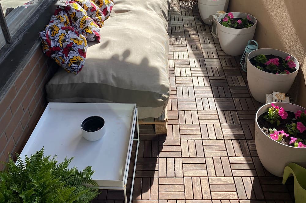 Photo of Patio Balcony in Yonge-Eglinton