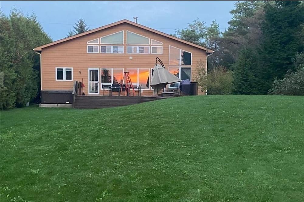 Photo of Outdoor in Ashfield-Colborne-Wawanosh