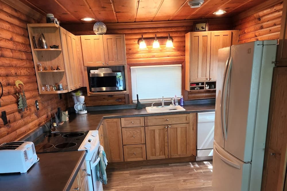 Photo of Kitchen in Remer