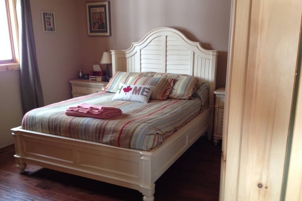 Photo of Bedroom in Washago