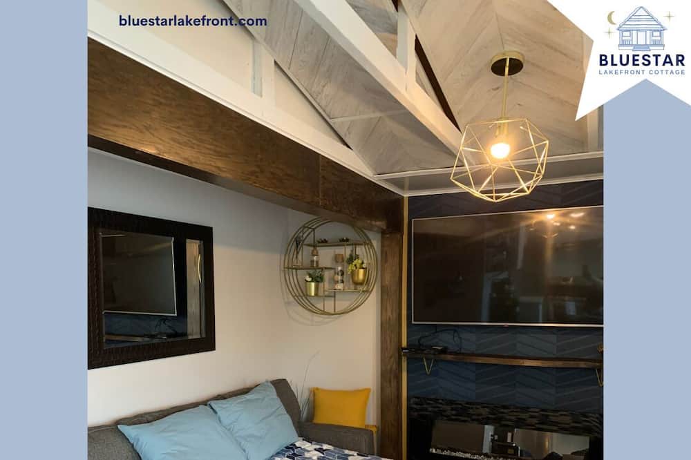 Photo of Bedroom in Leeds and the Thousand Islands