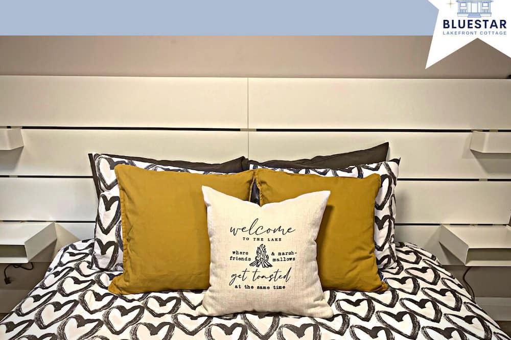 Photo of Bedroom in Leeds and the Thousand Islands