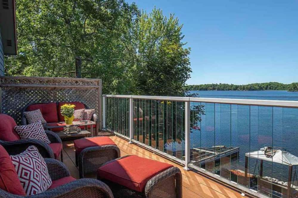 Photo of Patio Balcony in Leeds and the Thousand Islands