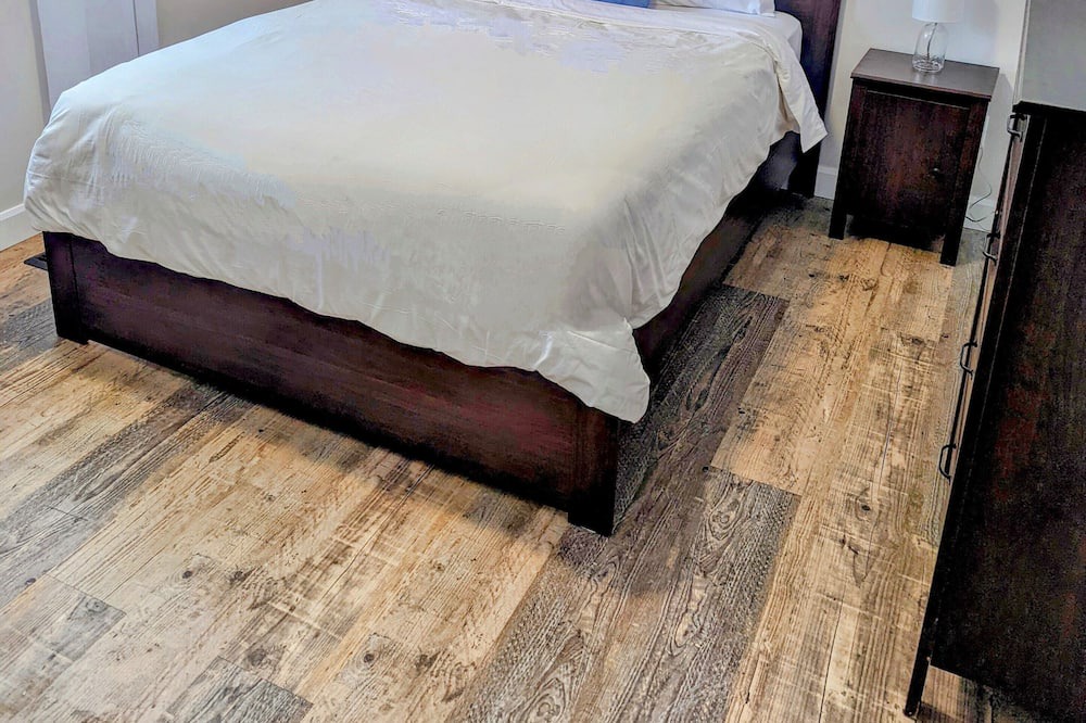Photo of Bedroom in Kawartha Lakes