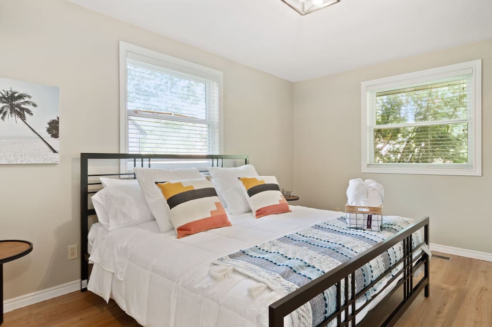 Photo of Bedroom in Kettle Point 44