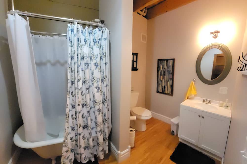 Photo of Bathroom in LaPorte