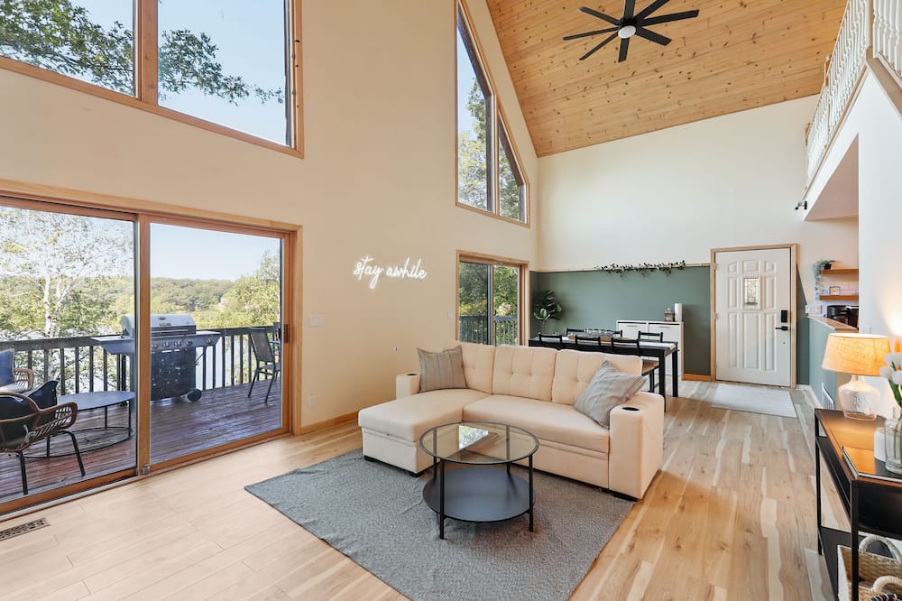 Photo of Livingroom in Zimmerman