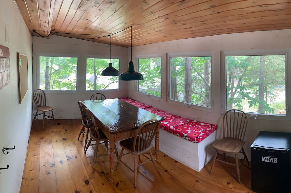 Photo of Livingroom in Tiny
