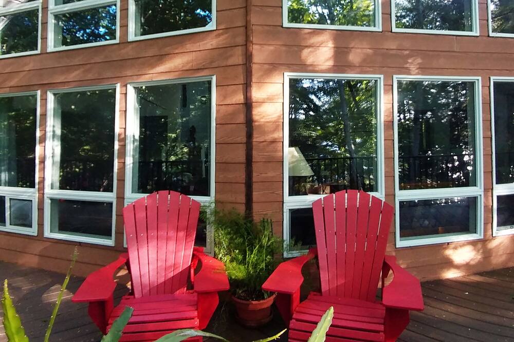 Photo of Others in Rosseau