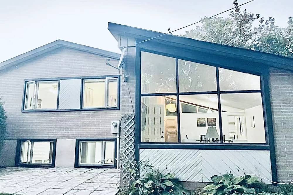 Photo of Outdoor in North York
