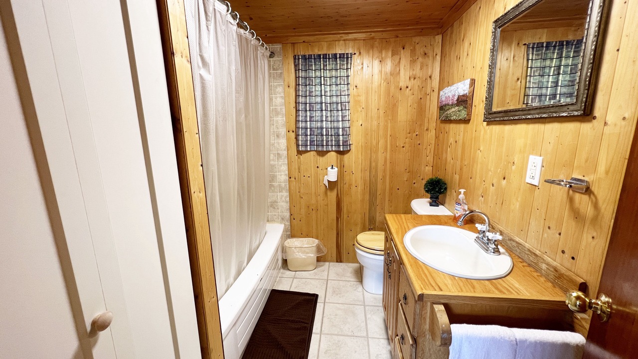 Photo of Bathroom in Sudbury District