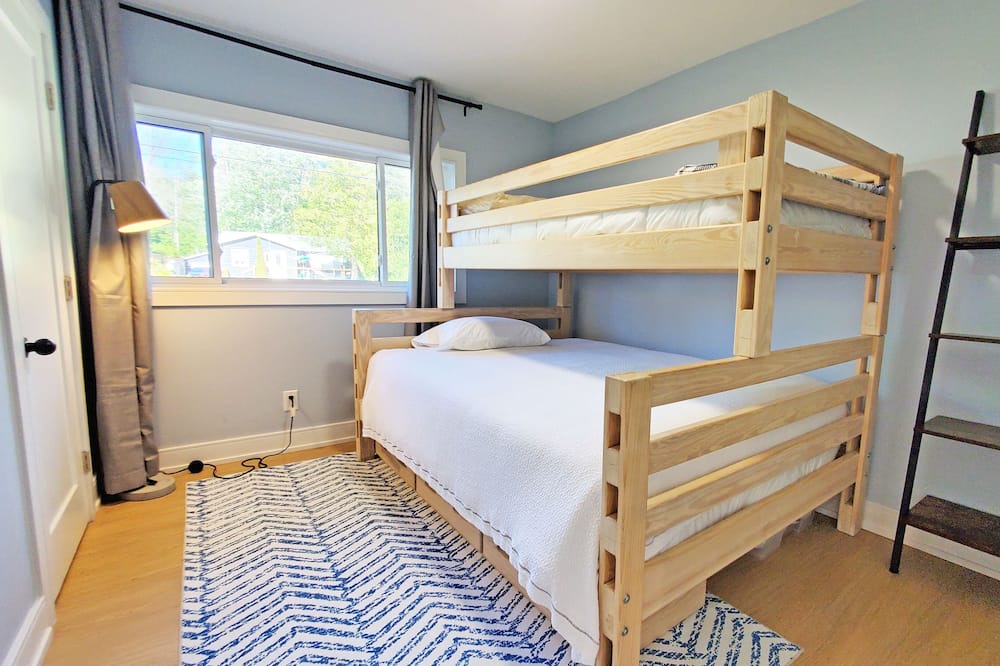 Photo of Bedroom in Virginia