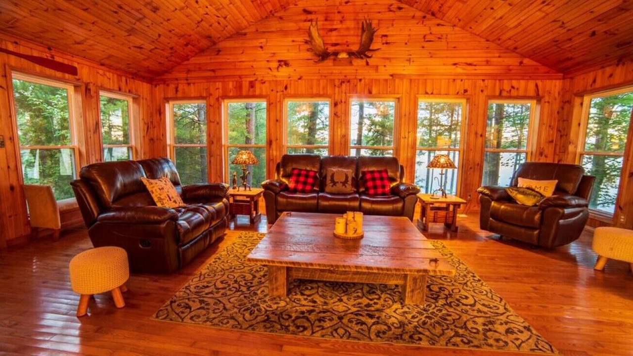 Photo of Livingroom in West Nipissing