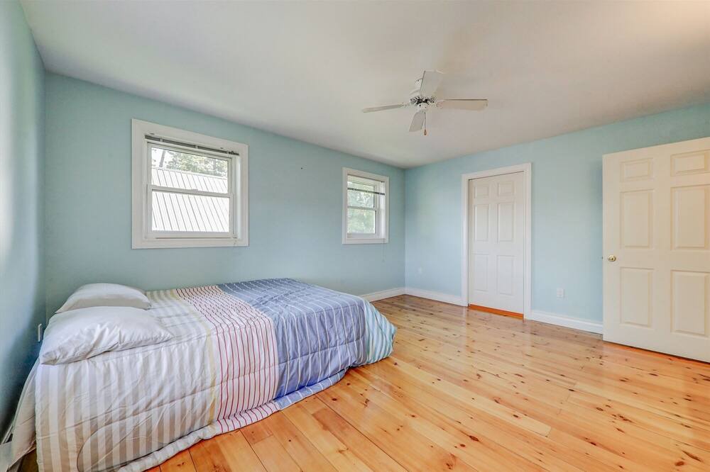 Photo of Bedroom in Rosedale