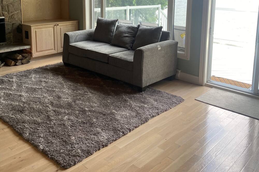 Photo of Livingroom in Rosedale