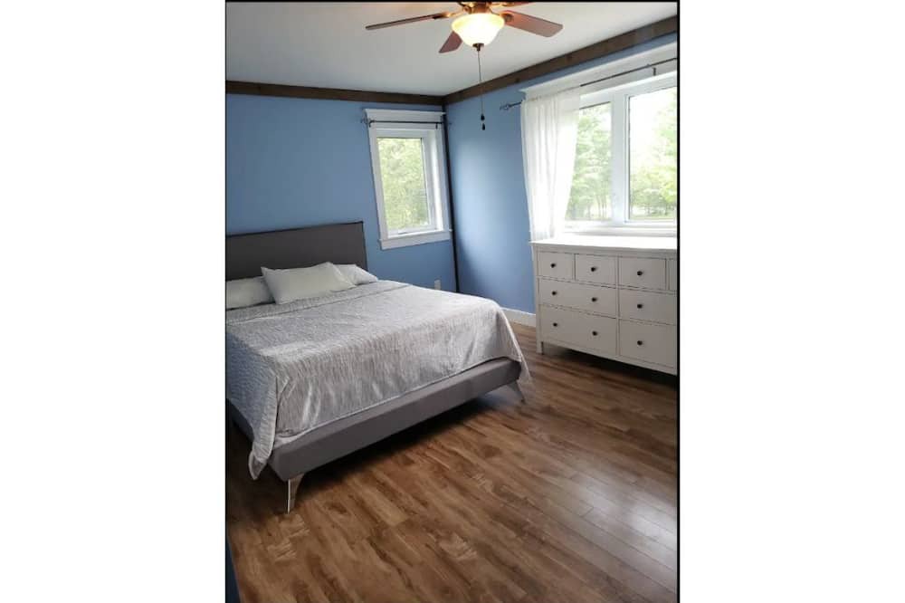 Photo of Bedroom in Rideau Lakes