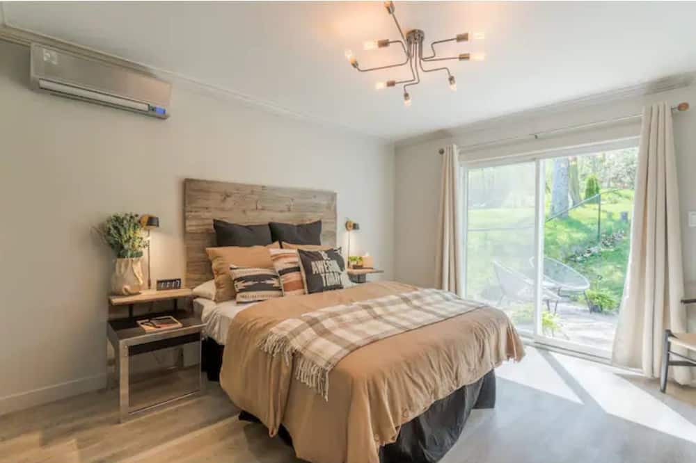 Photo of Bedroom in Roseneath
