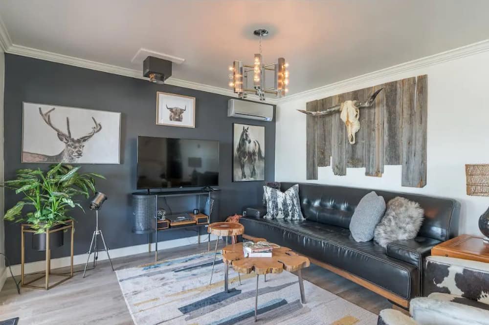 Photo of Livingroom in Roseneath