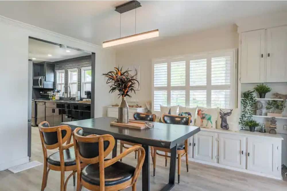 Photo of Kitchen in Roseneath