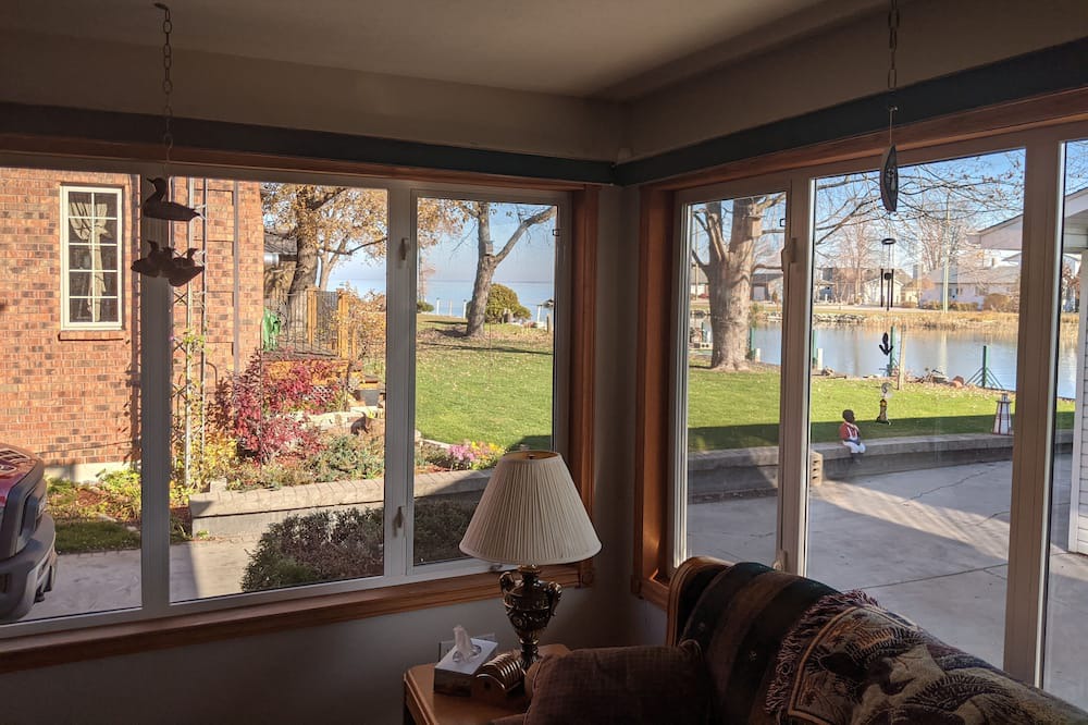 Photo of Livingroom in Lighthouse Cove