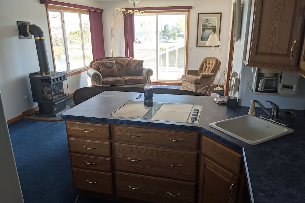 Photo of Kitchen in Lighthouse Cove