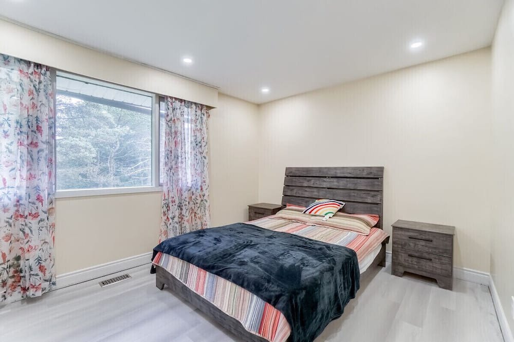 Photo of Bedroom in Caledon