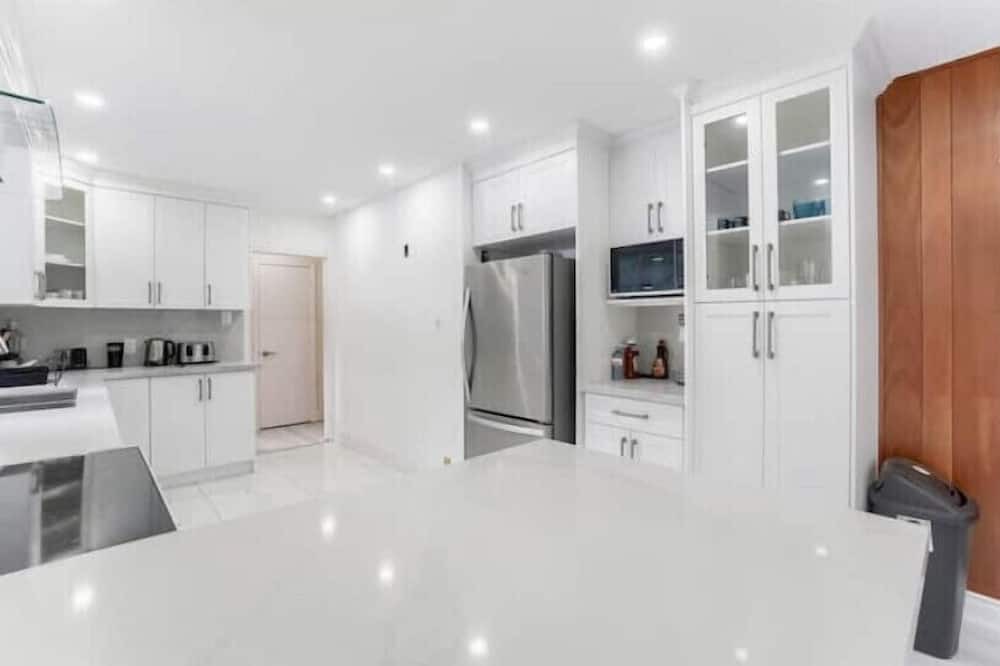 Photo of Kitchen in Caledon