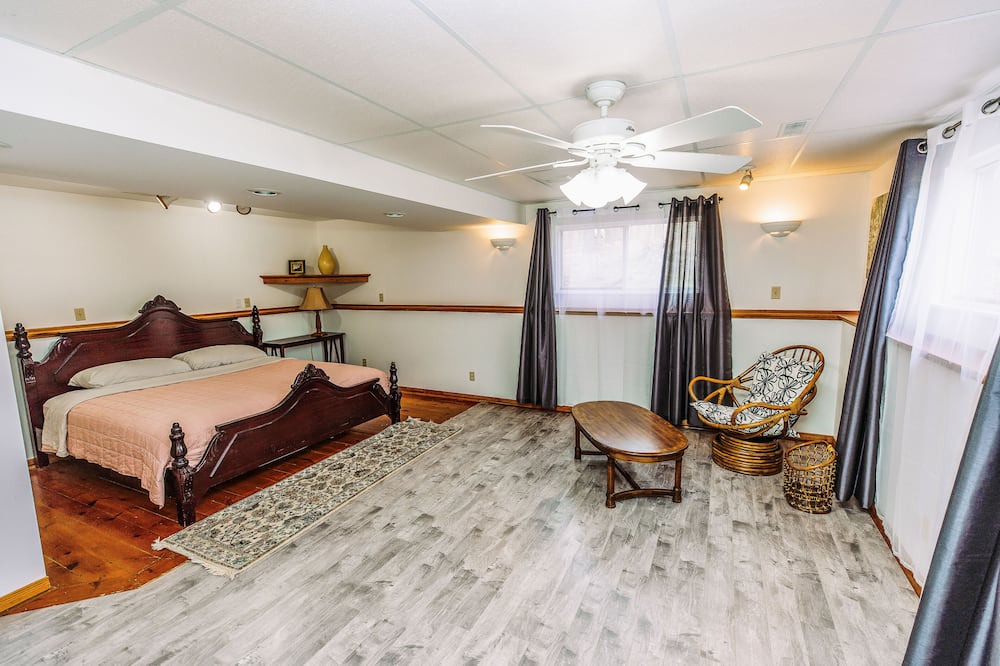 Photo of Bedroom in Tiny