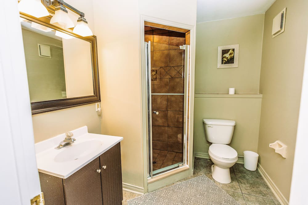 Photo of Bathroom in Tiny