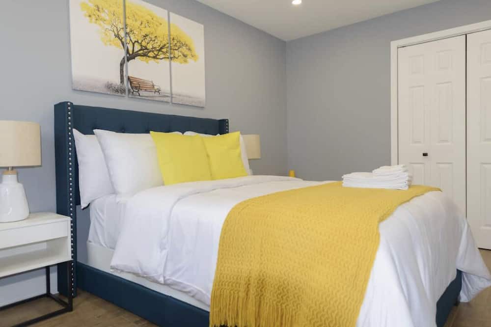 Photo of Bedroom in Owen Sound