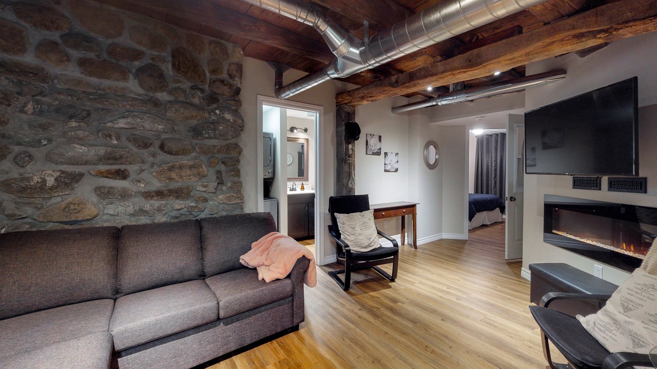 Photo of Livingroom in Cannifton